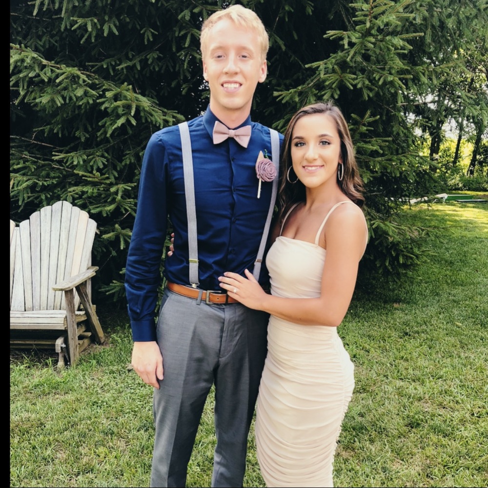 Meet your Posher, Hailey